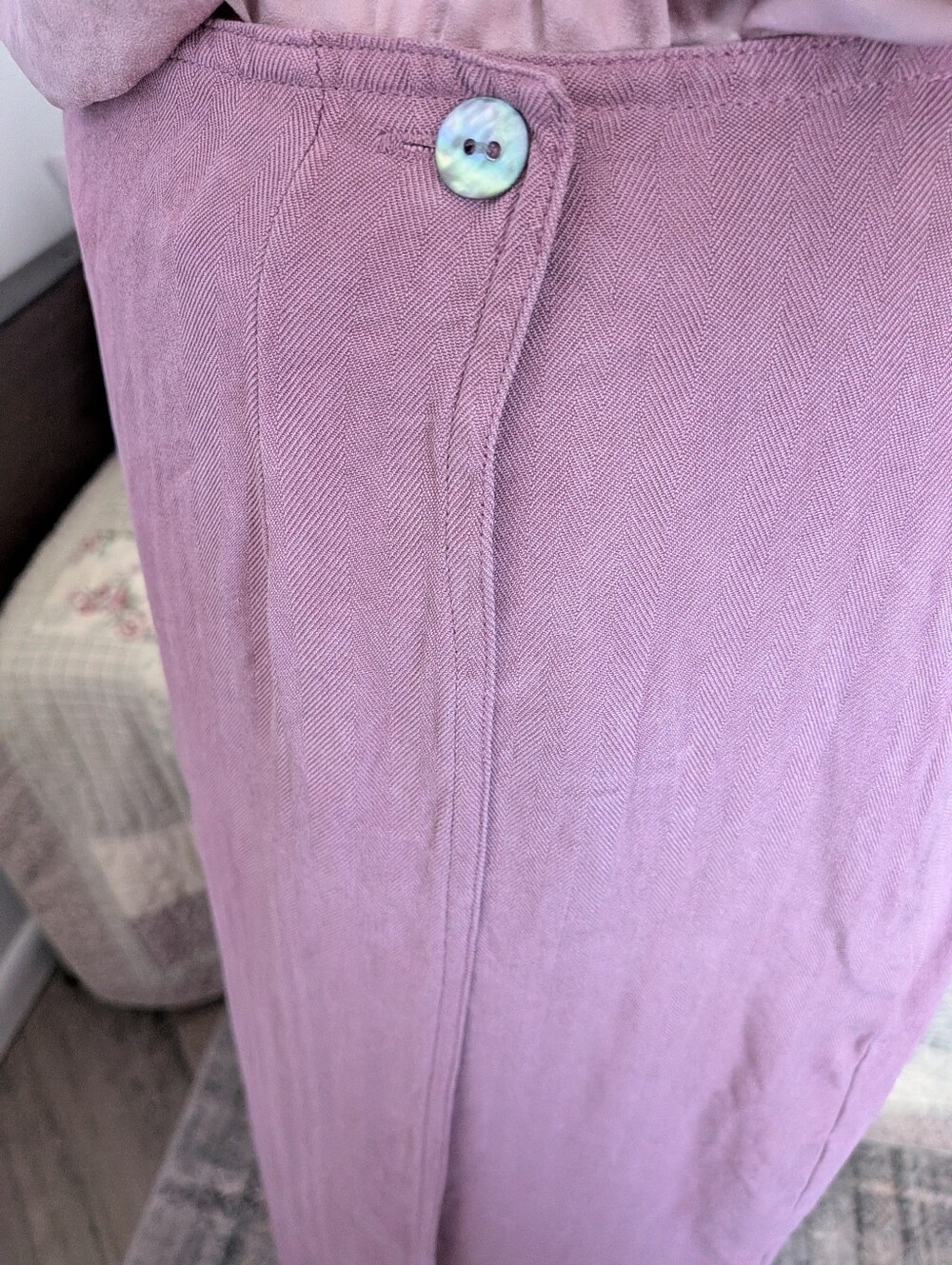 Tommy Bahama 100% Silk Mauve Wrap Maxi Skirt Size 8 - Picture 6 of 10